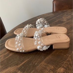 A New Day Size 6.5 Pearl Slide Sandals (Never Worn)